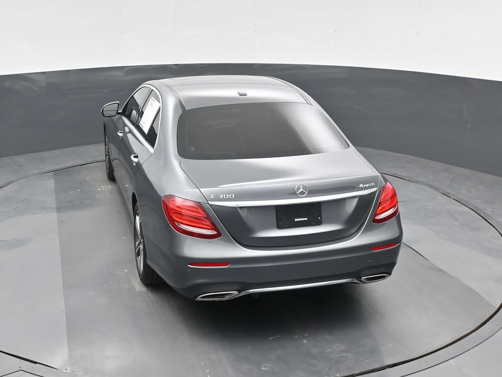 2019 Mercedes-Benz E 300 E 300