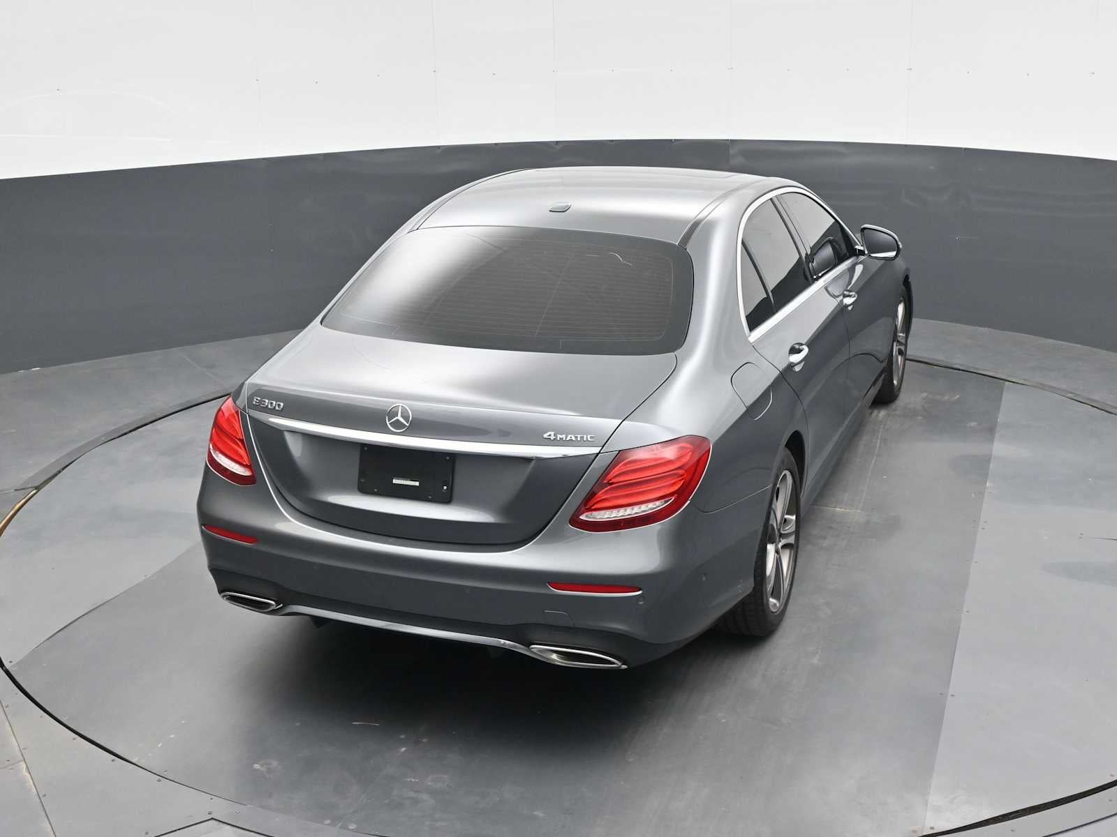 2019 Mercedes-Benz E 300 E 300