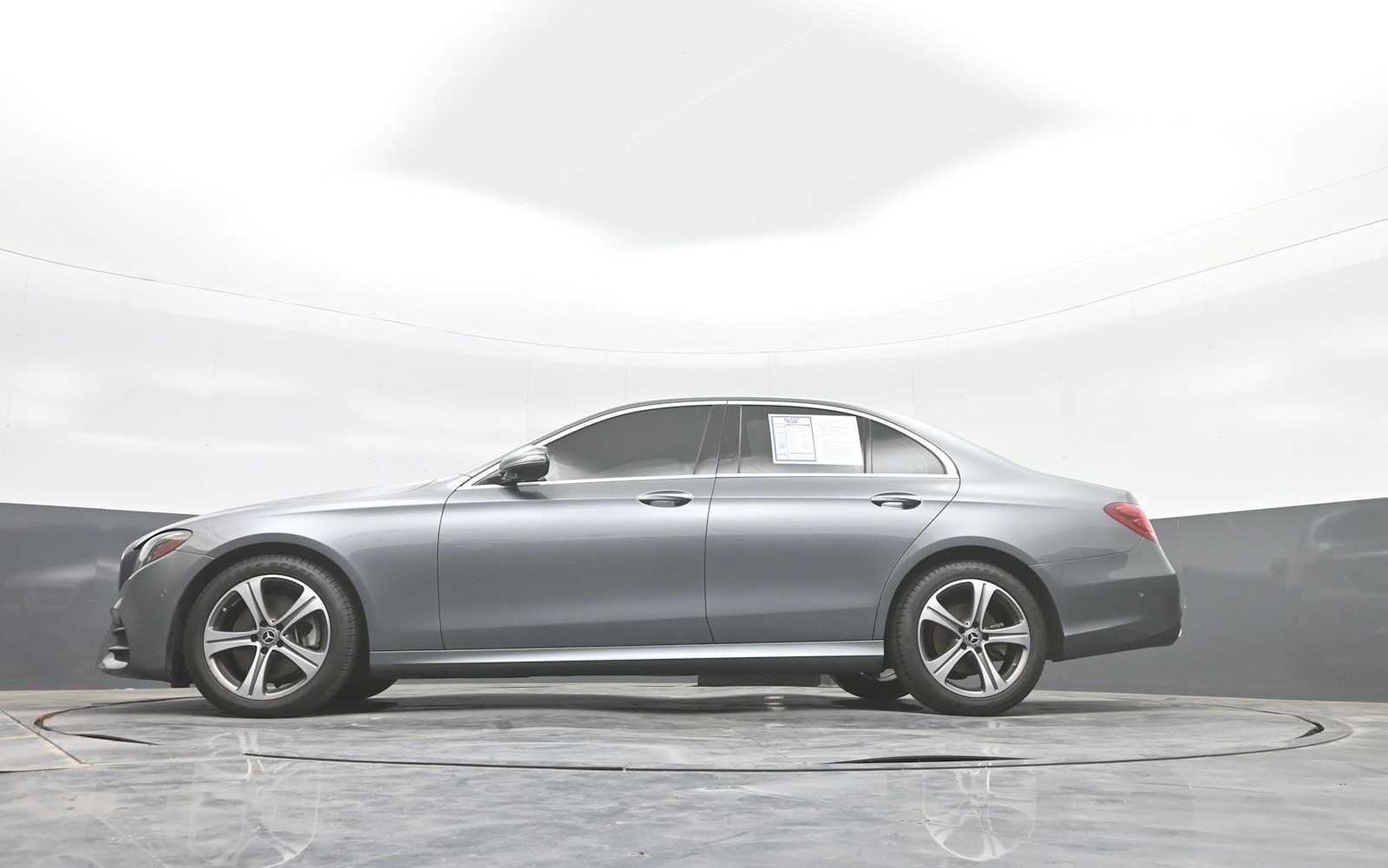 2019 Mercedes-Benz E 300 E 300