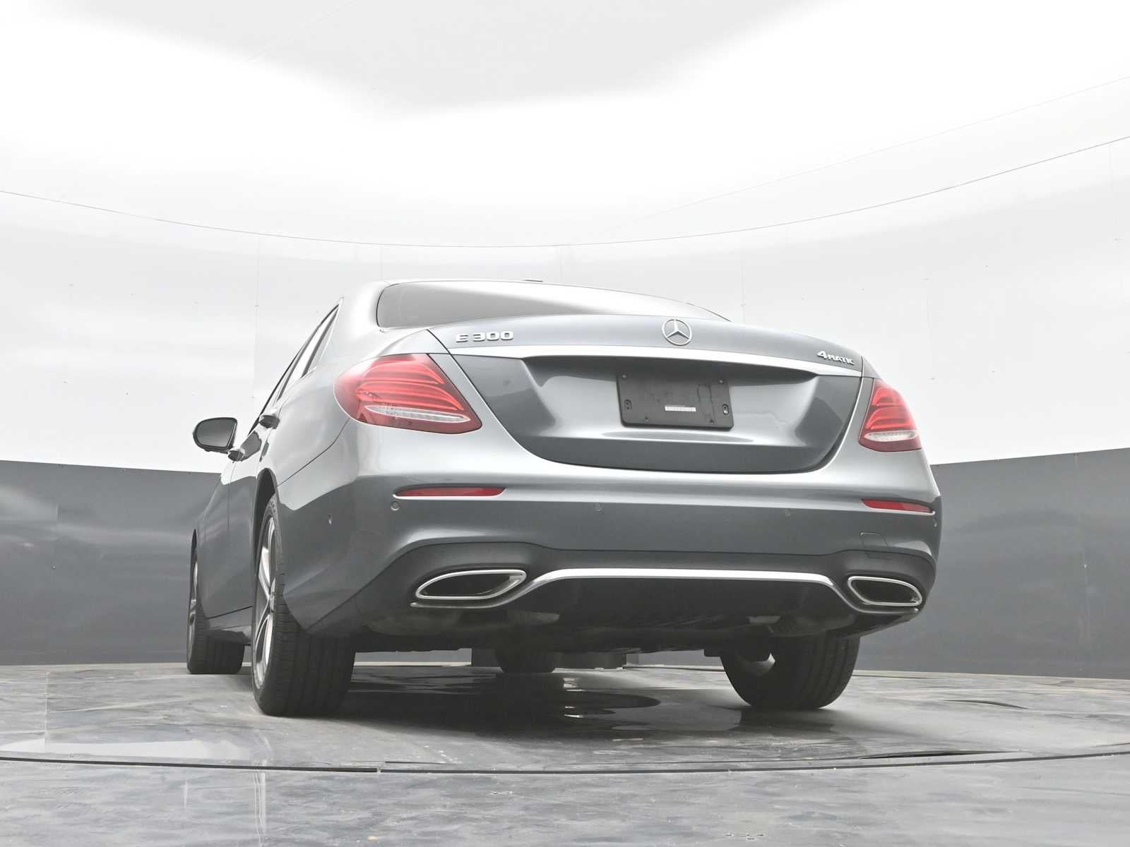 2019 Mercedes-Benz E 300 E 300