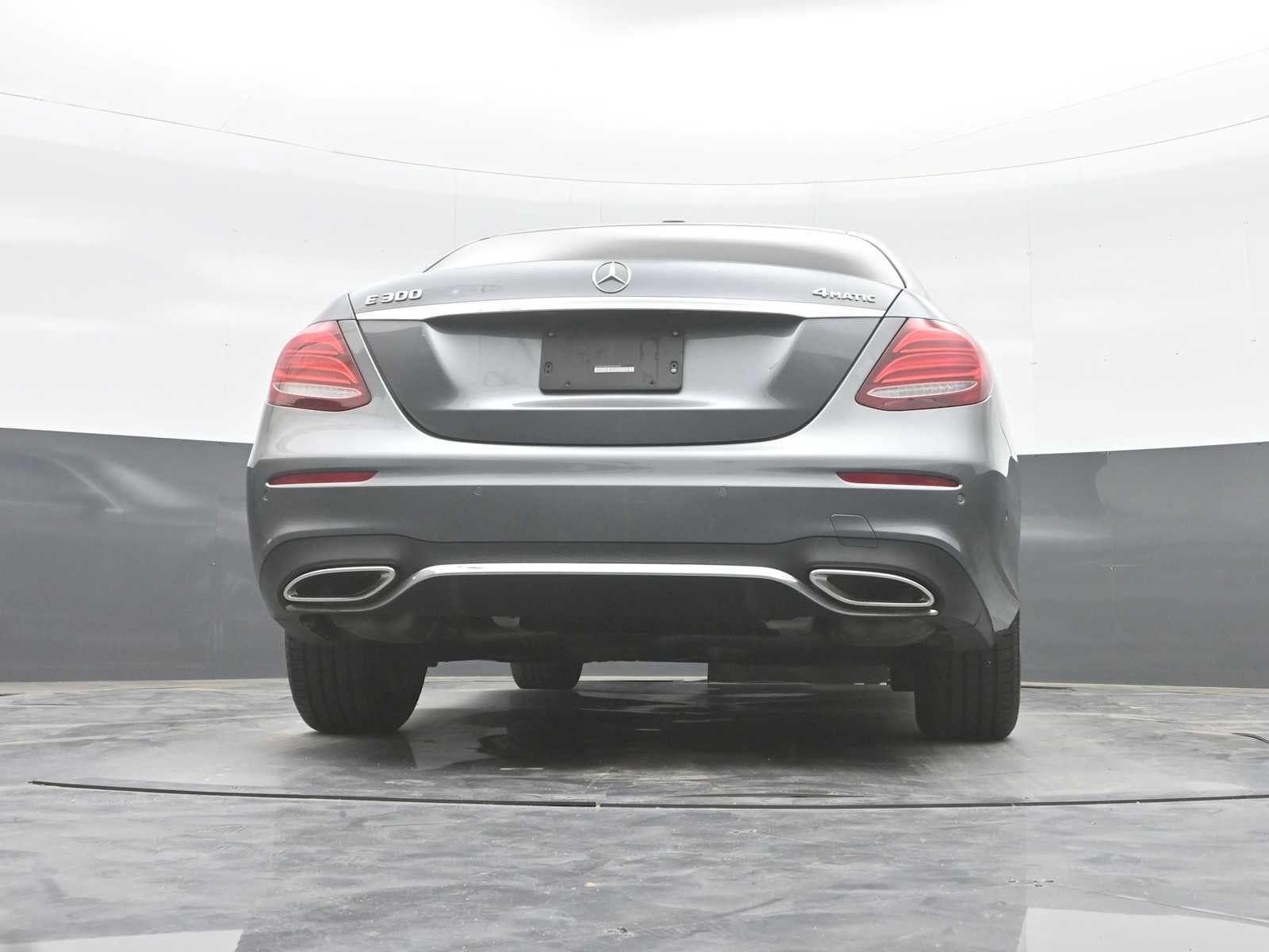 2019 Mercedes-Benz E 300 E 300