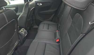 2023 Volvo XC40 Ultimate Dark Theme