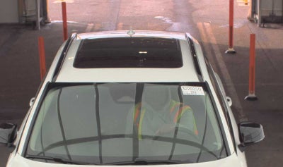 2023 Volvo XC40 Ultimate Dark Theme