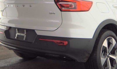 2023 Volvo XC40 Ultimate Dark Theme