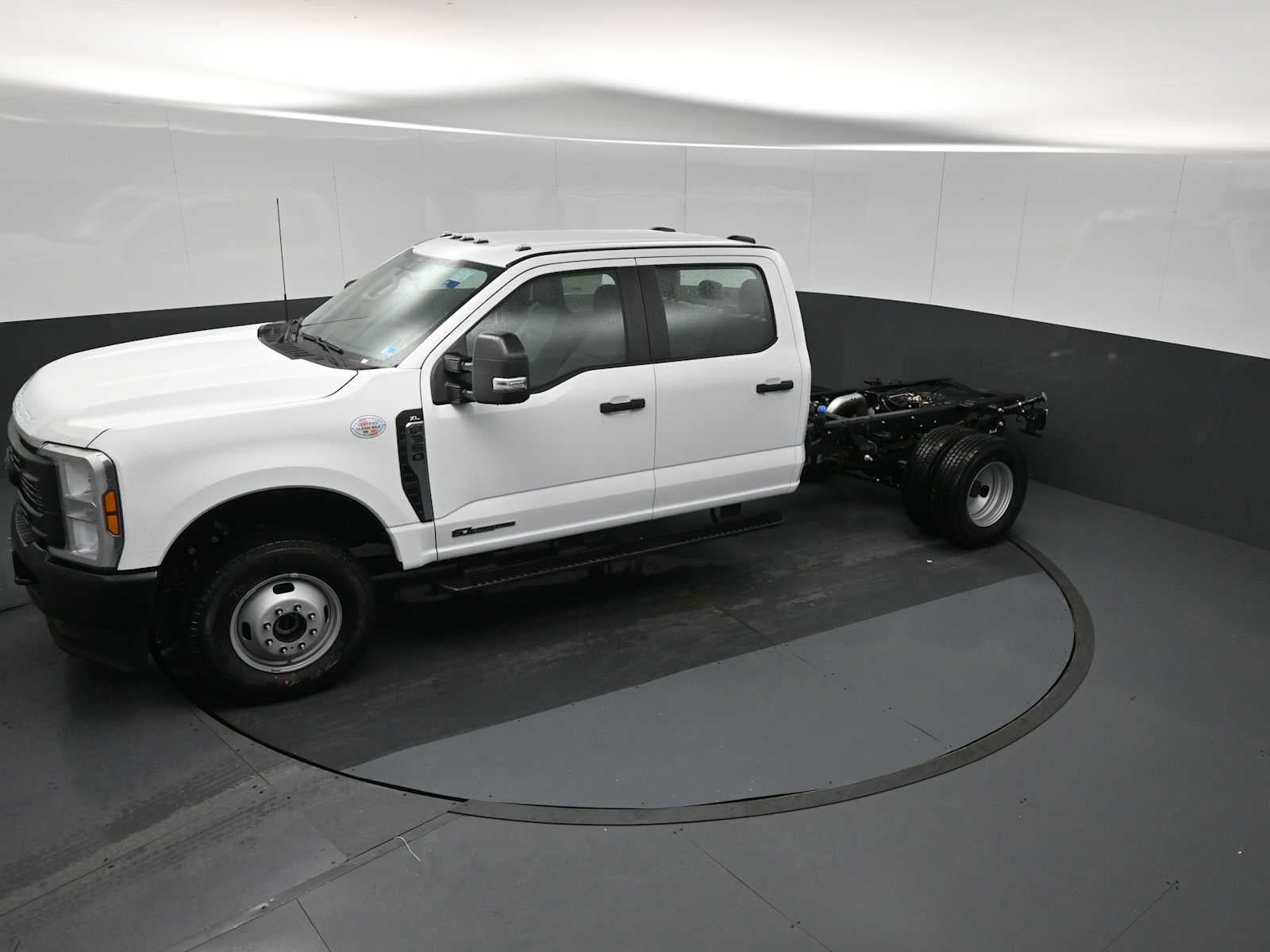 2026 Ford Super Duty F-350 DRW XL