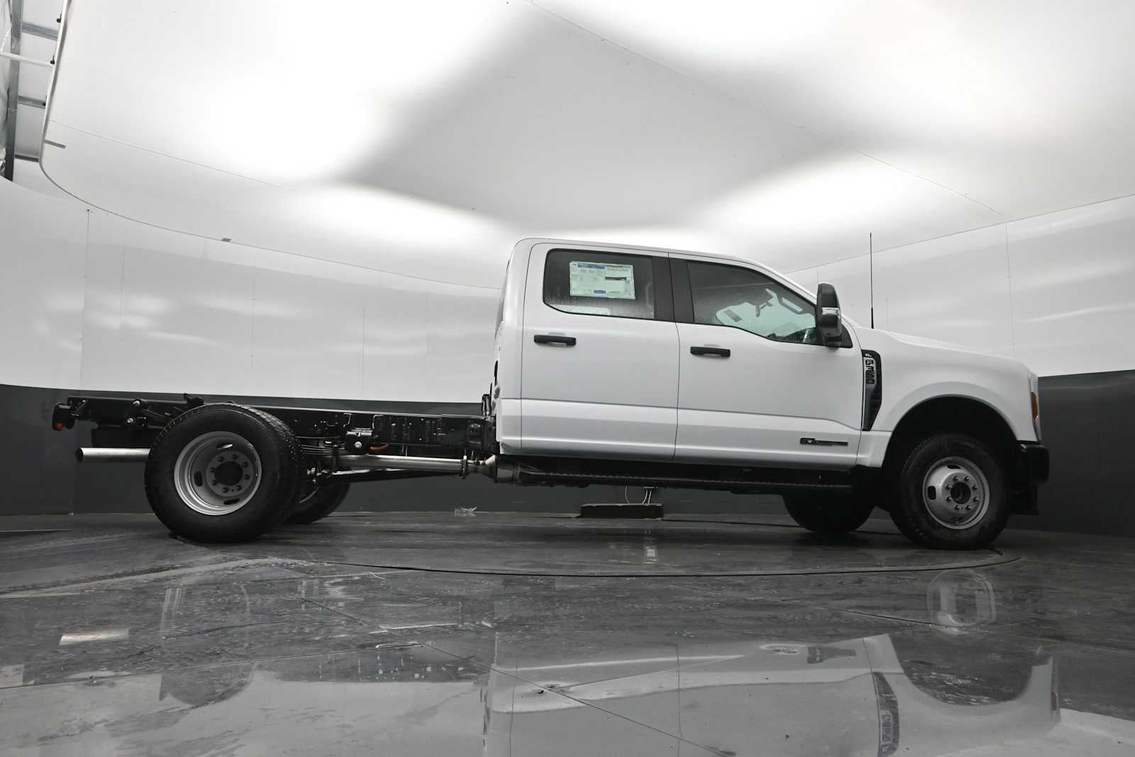 2026 Ford Super Duty F-350 DRW XL