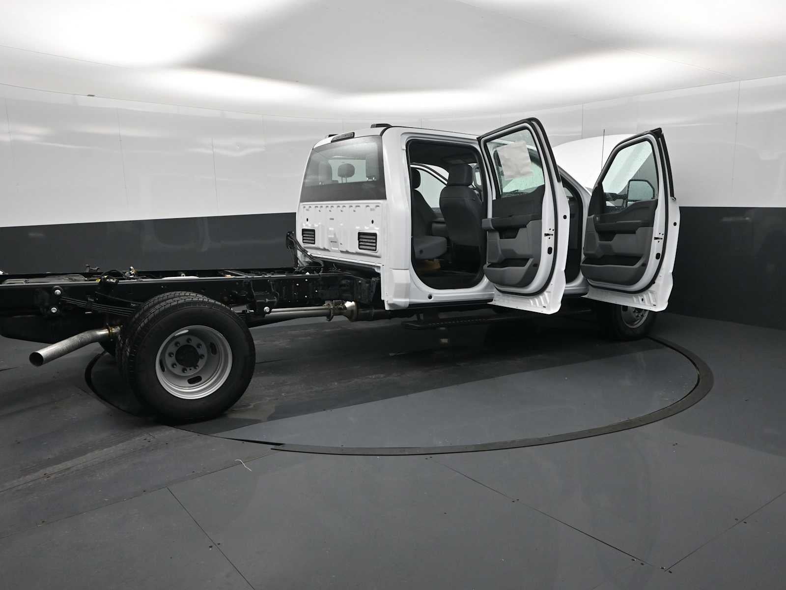 2026 Ford Super Duty F-350 DRW XL