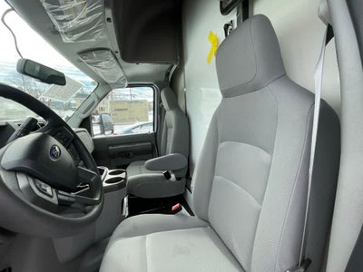 2024 Ford E-Series Cutaway E-450 DRW