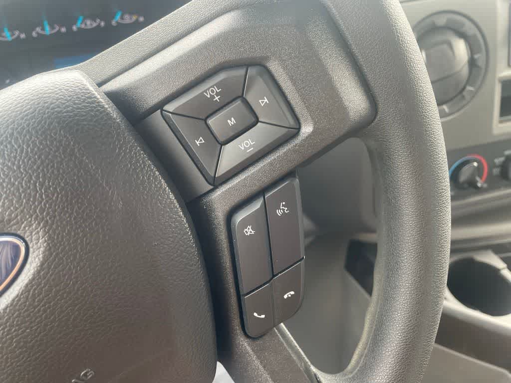 2024 Ford E-Series Cutaway E-450 DRW