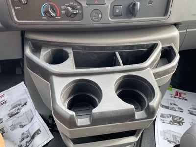 2024 Ford E-Series Cutaway E-450 DRW