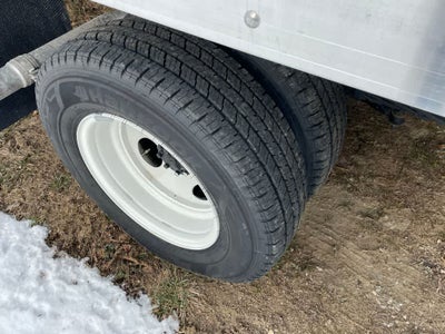 2024 Ford E-Series Cutaway E-450 DRW