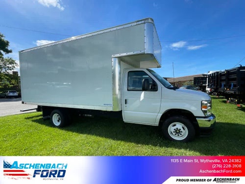 2024 Ford E-Series Cutaway E-450 DRW