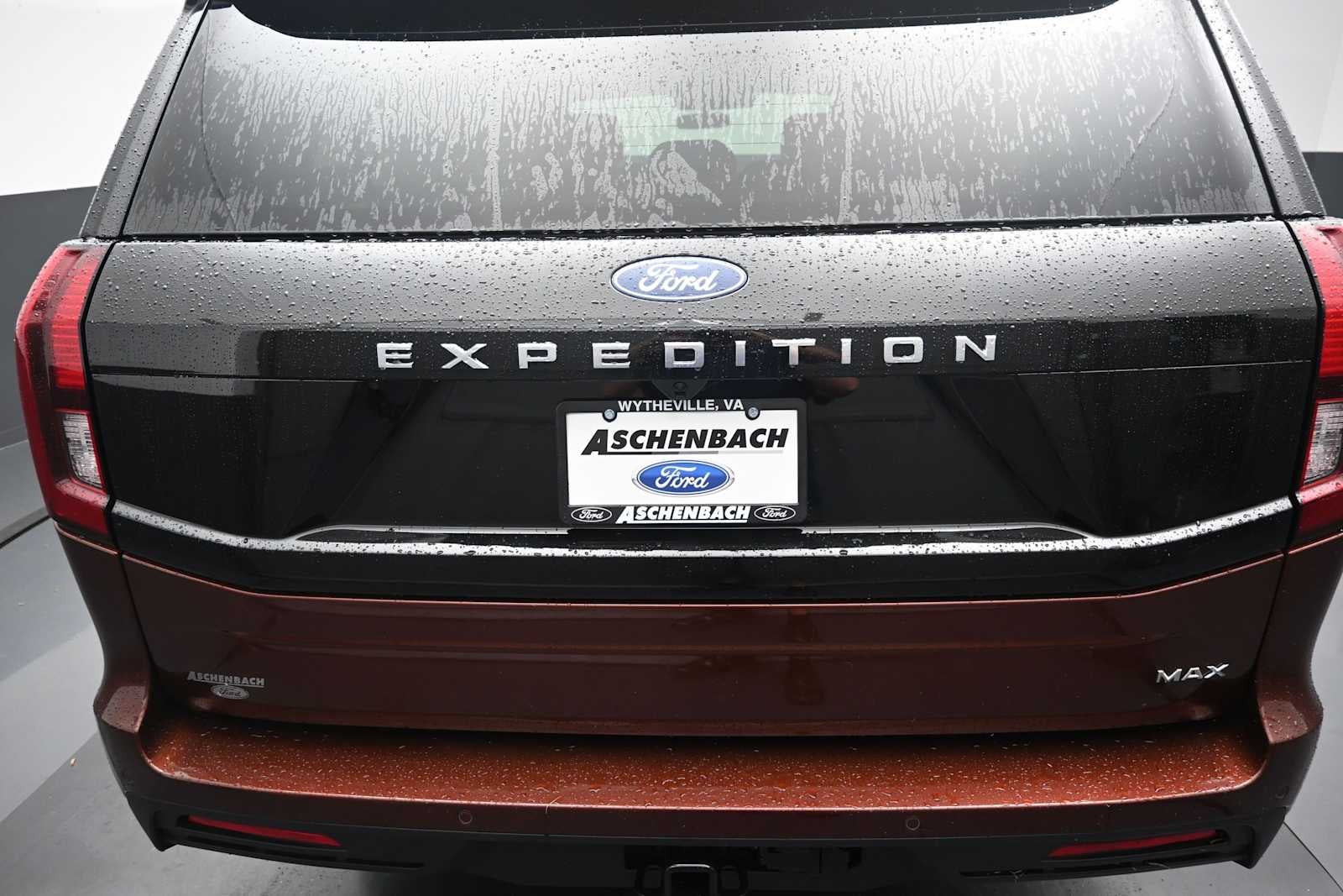 2027 Ford Expedition Max Active