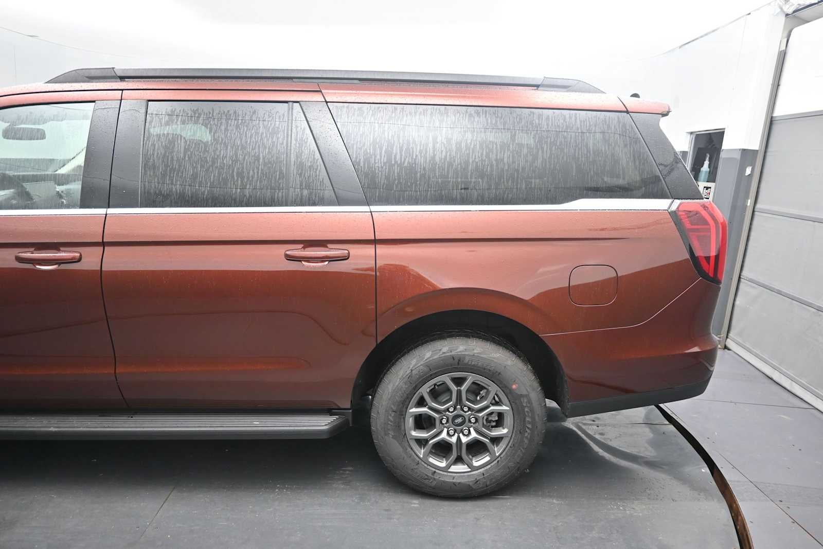 2027 Ford Expedition Max Active