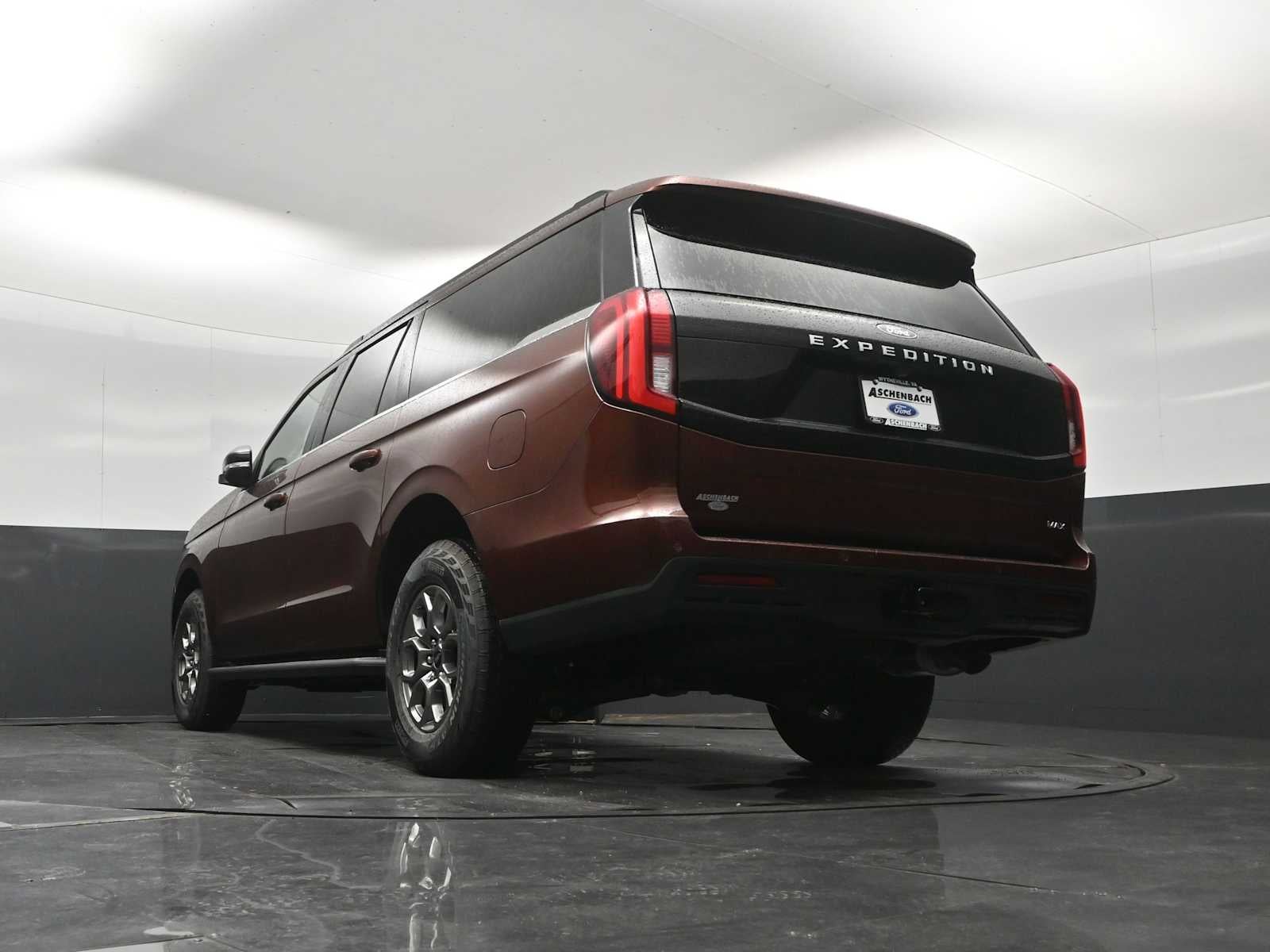 2027 Ford Expedition Max Active
