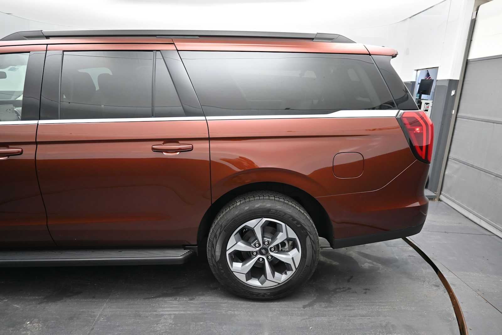 2027 Ford Expedition Max Active