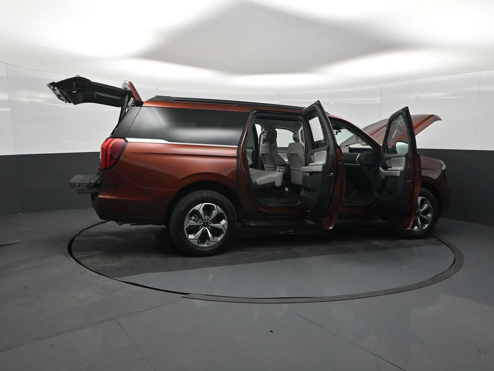 2027 Ford Expedition Max Active