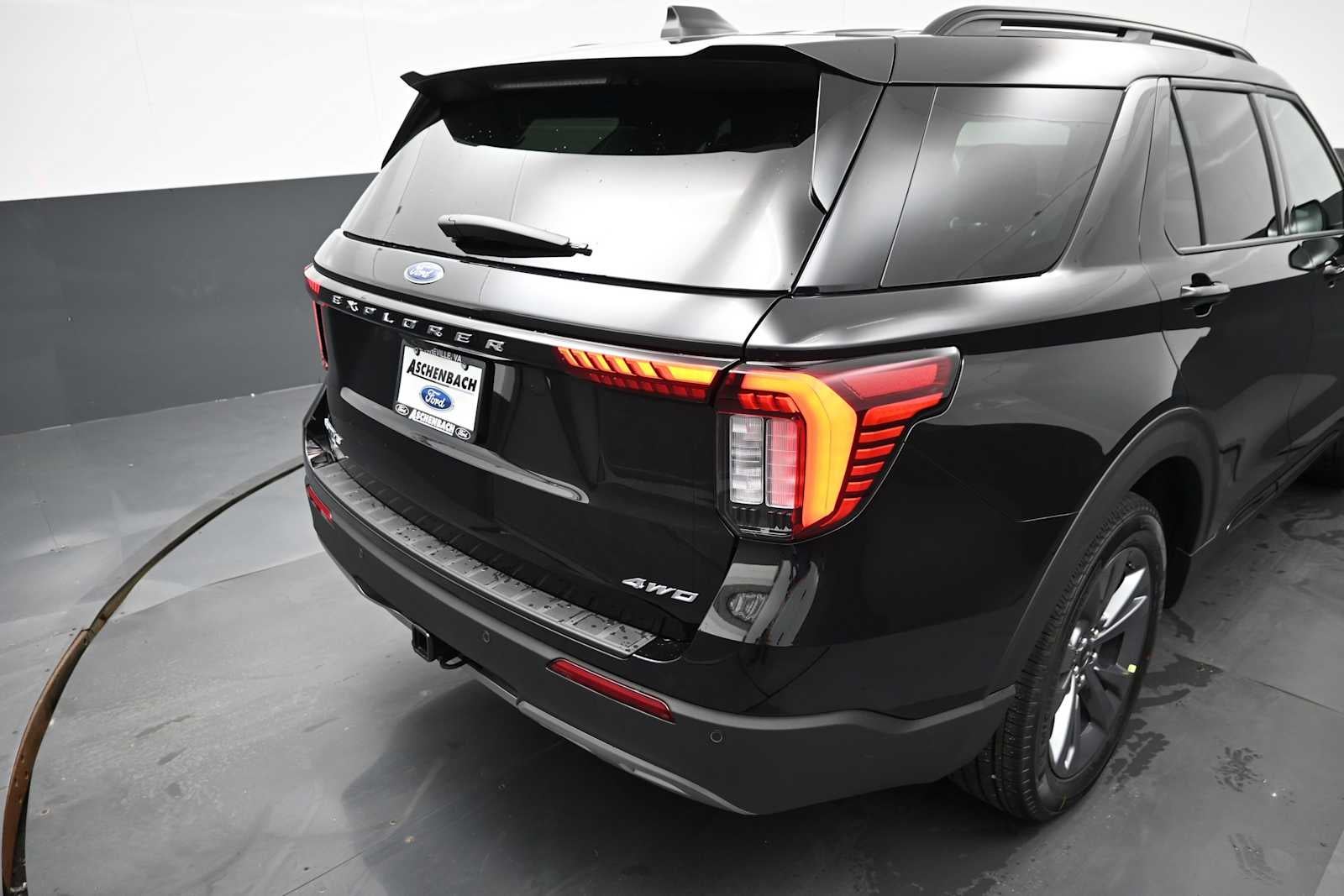 2026 Ford Explorer Active w/200A Pkg