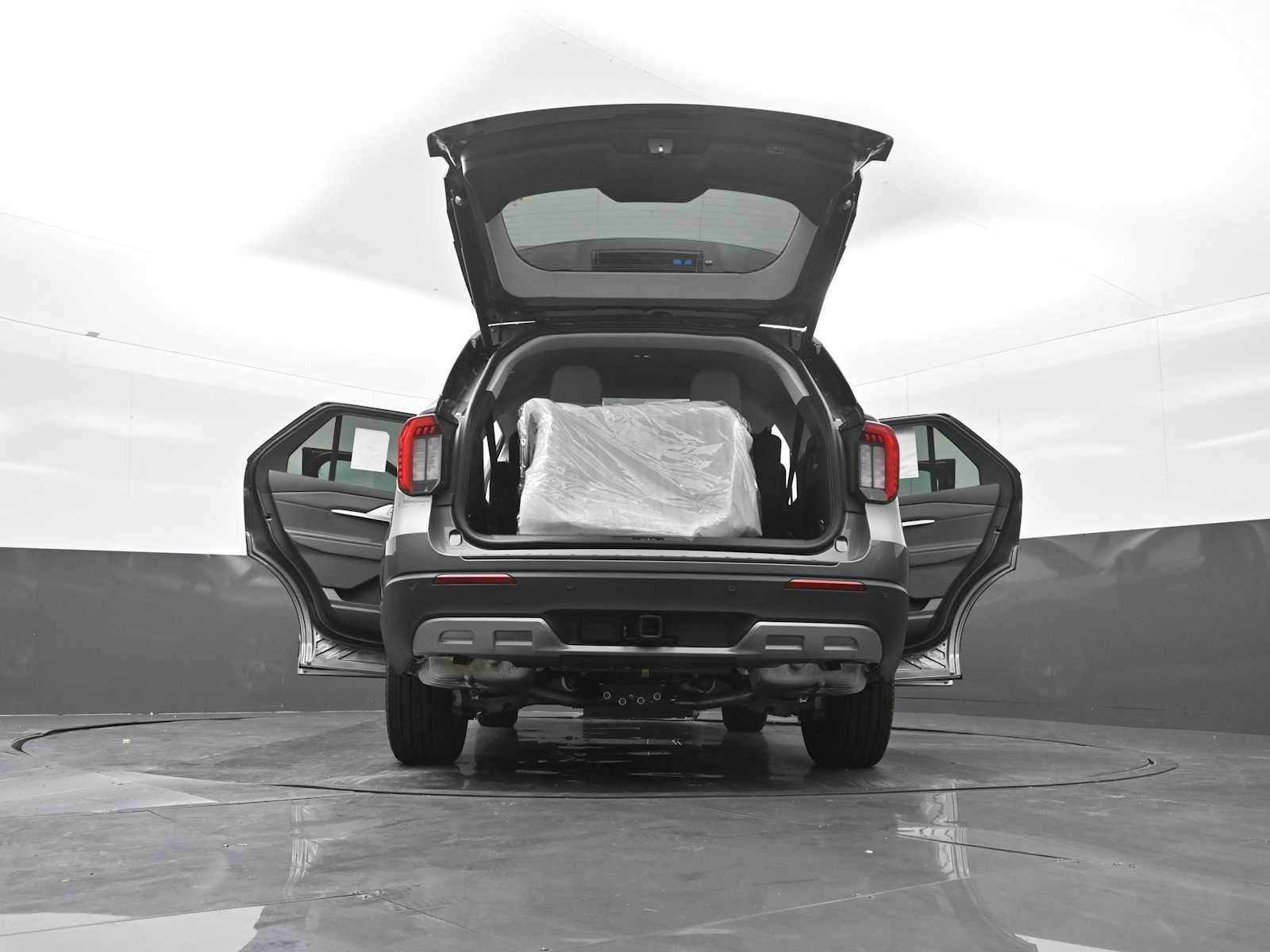 2026 Ford Explorer Active w/100A Pkg