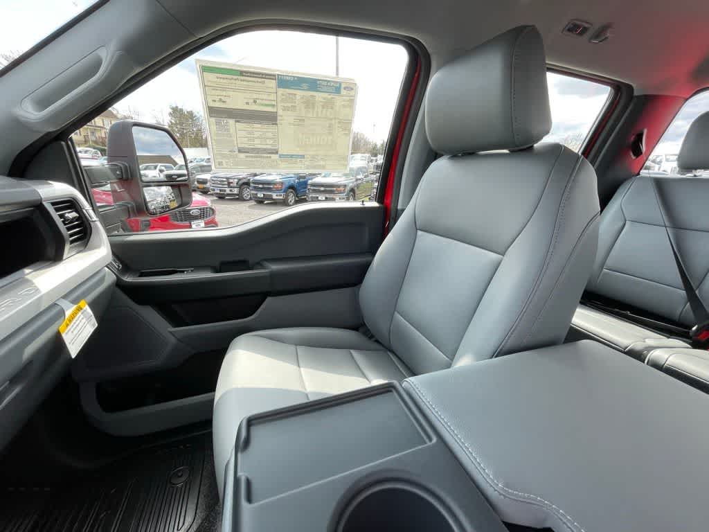 2025 Ford Super Duty F-250 SRW XL