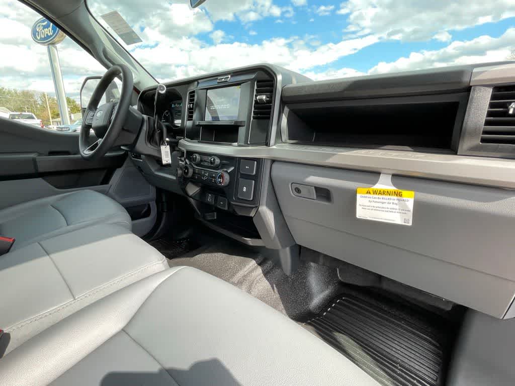 2025 Ford Super Duty F-250 SRW XL