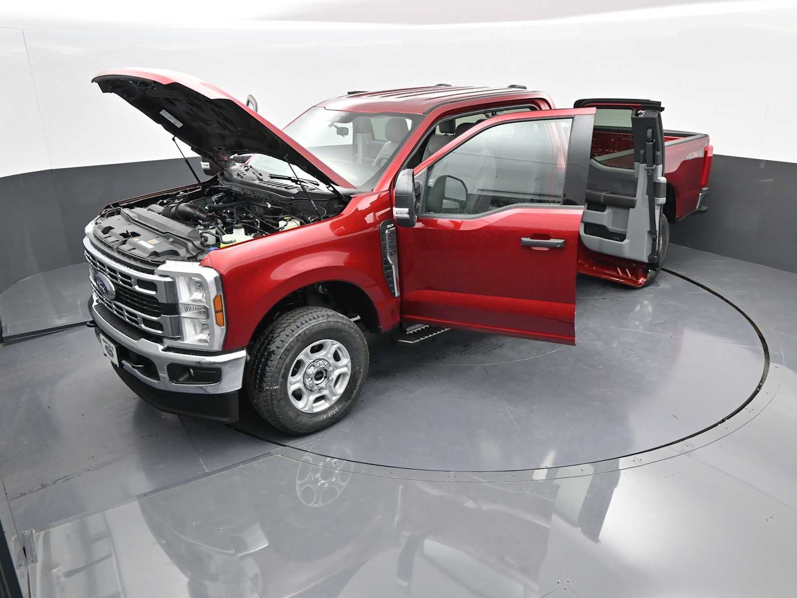 2026 Ford Super Duty F-250 SRW XLT