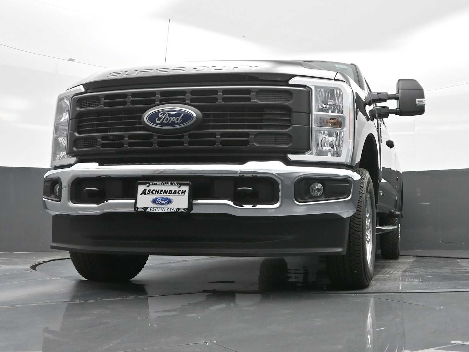 2025 Ford Super Duty F-250 SRW XL