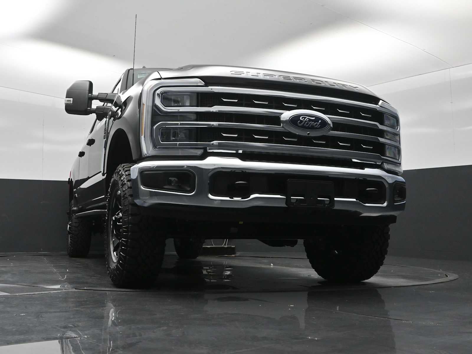 2026 Ford Super Duty F-350 SRW F-350® XLT