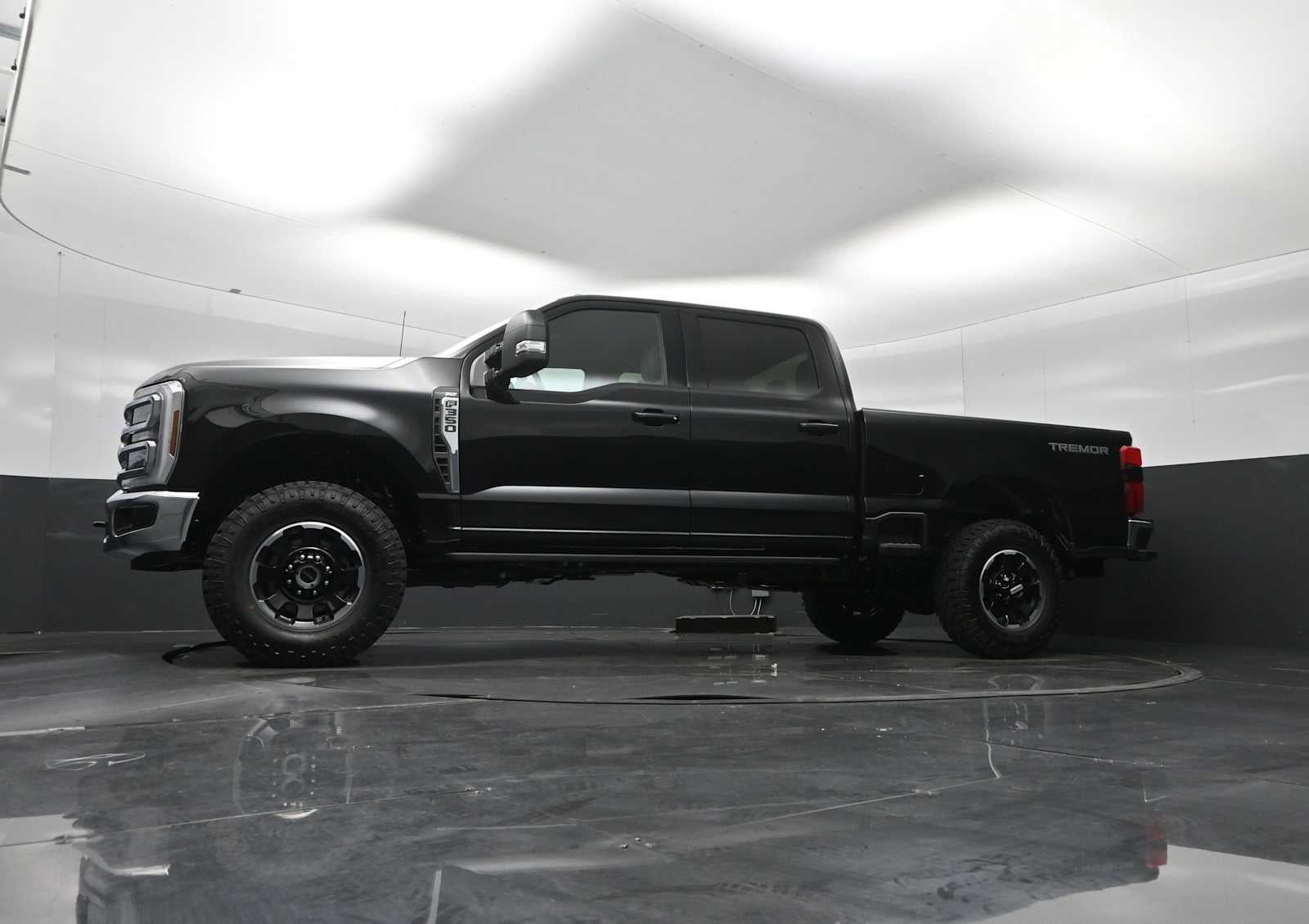 2026 Ford Super Duty F-350 SRW F-350® XLT