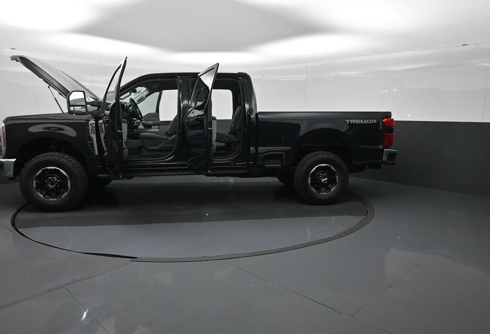 2026 Ford Super Duty F-350 SRW F-350® XLT