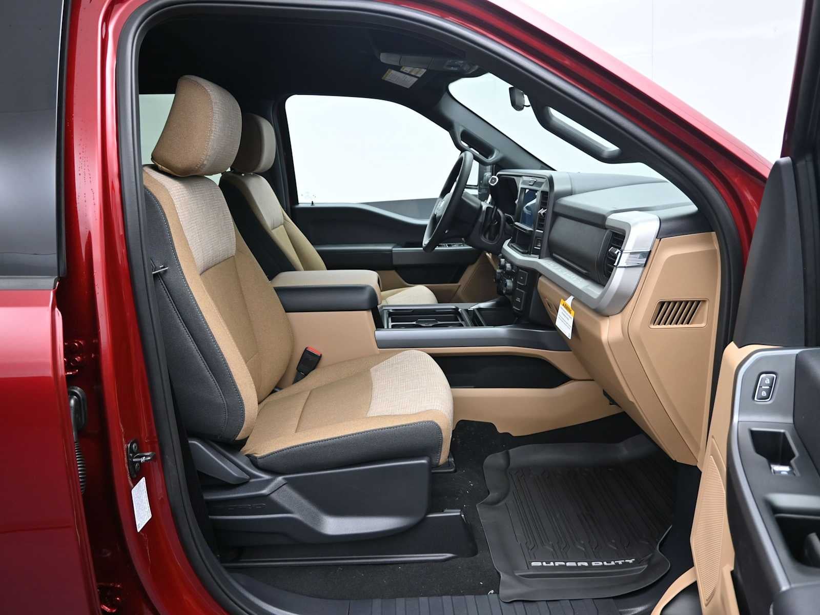 2026 Ford Super Duty F-350 SRW F-350® XLT