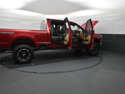2026 Ford Super Duty F-350 SRW F-350® XLT
