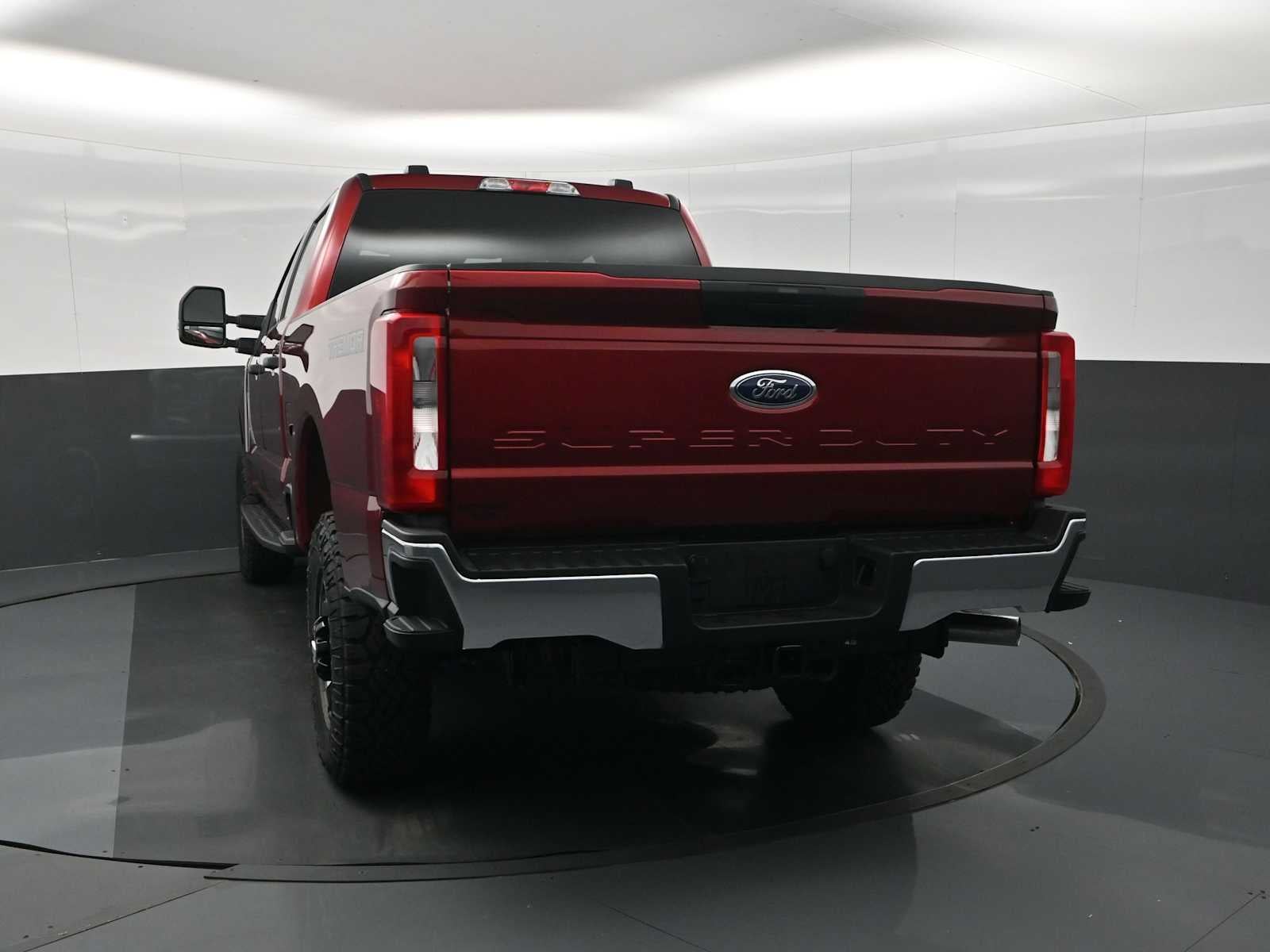 2026 Ford Super Duty F-350 SRW F-350® XLT