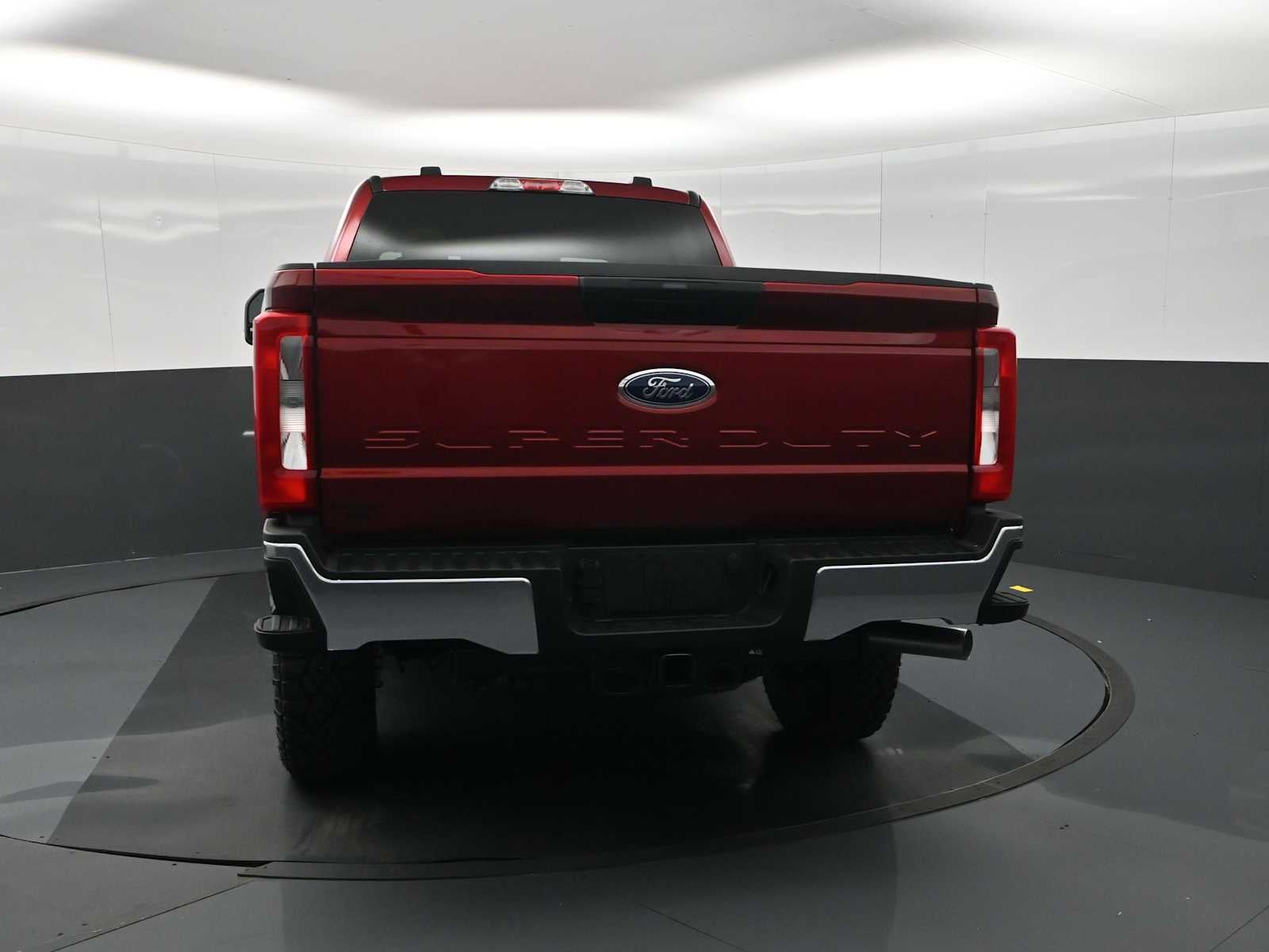 2026 Ford Super Duty F-350 SRW F-350® XLT