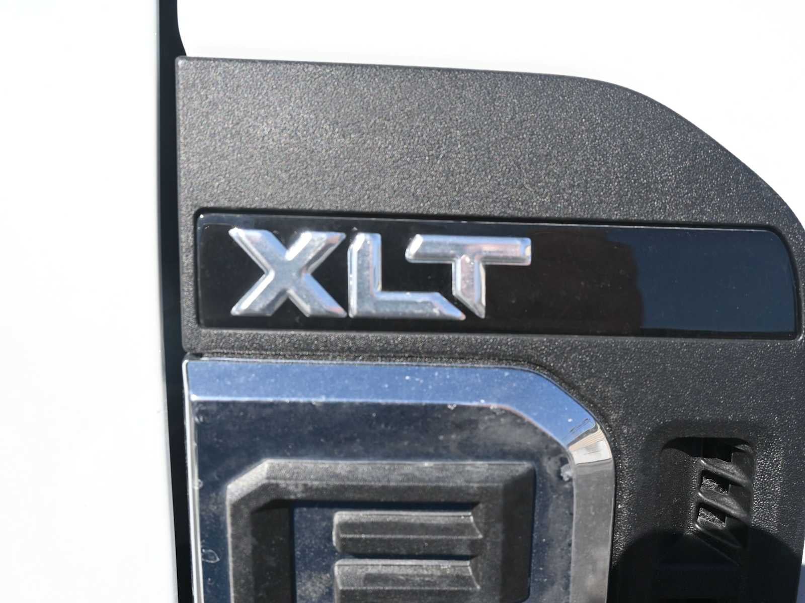 2026 Ford Super Duty F-350 SRW XLT