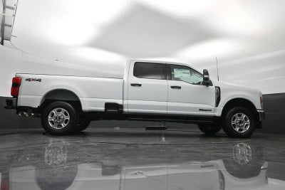 2026 Ford Super Duty F-350 SRW XLT