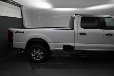 2026 Ford Super Duty F-350 SRW XLT
