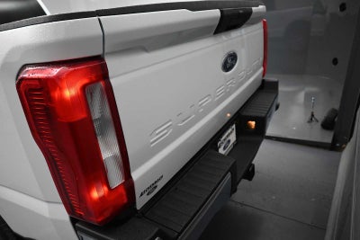 2026 Ford Super Duty F-350 SRW XLT