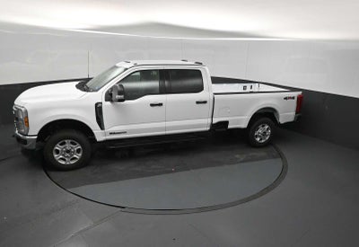 2026 Ford Super Duty F-350 SRW XLT