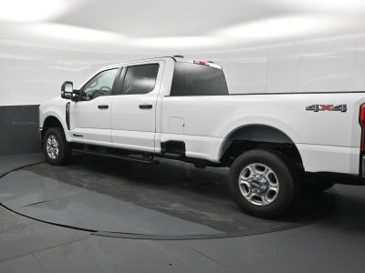 2026 Ford Super Duty F-350 SRW XLT