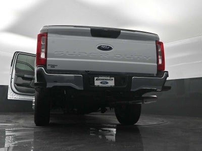 2026 Ford Super Duty F-350 SRW XLT