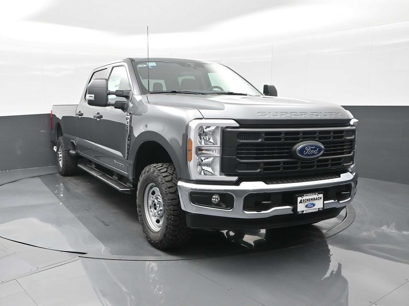 2026 Ford Super Duty F-350 SRW XL
