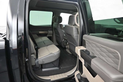 2026 Ford Super Duty F-350 DRW Platinum