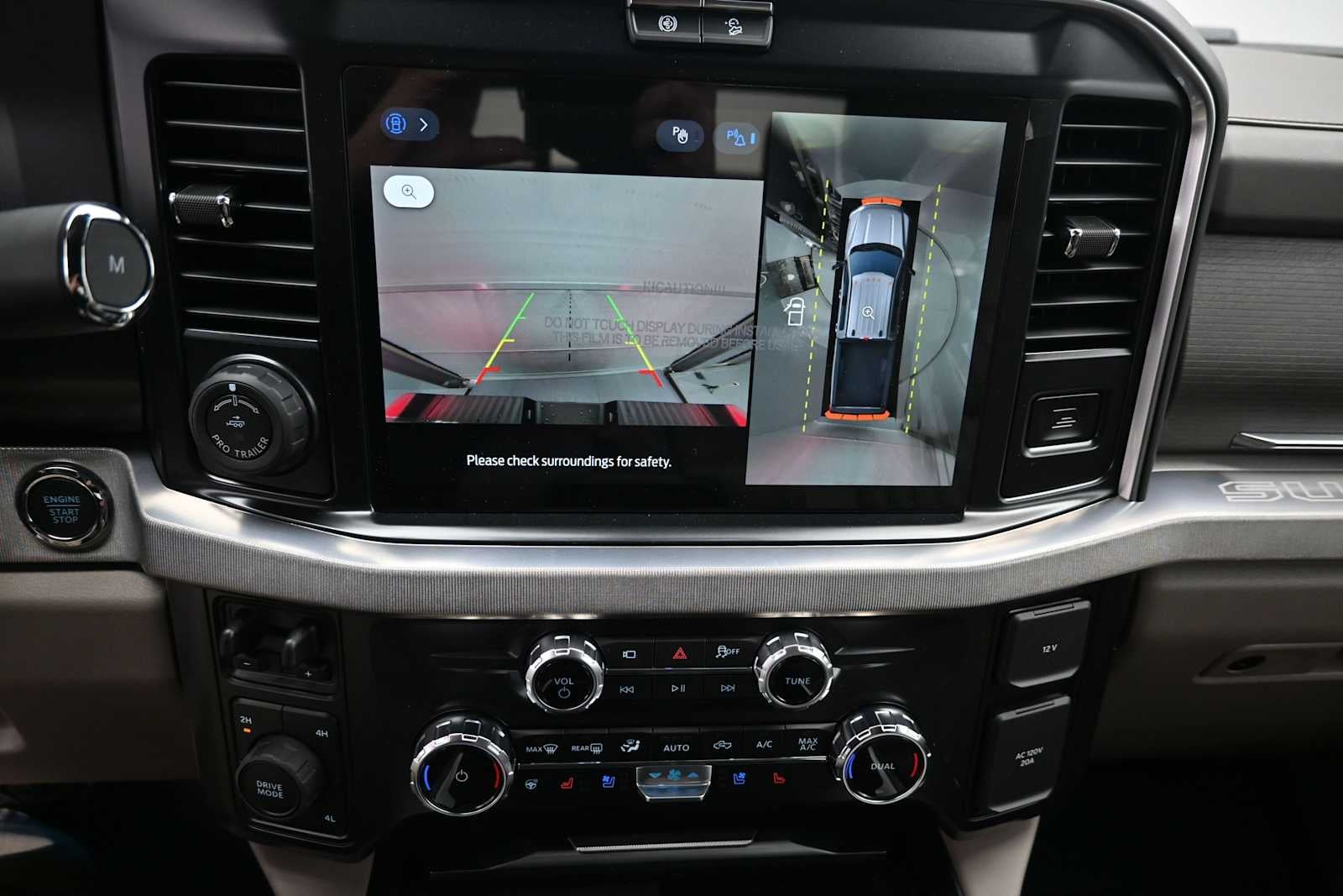 2026 Ford Super Duty F-350 DRW Platinum