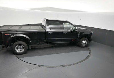 2026 Ford Super Duty F-350 DRW Platinum