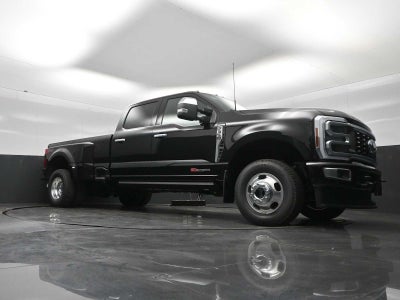 2026 Ford Super Duty F-350 DRW Platinum