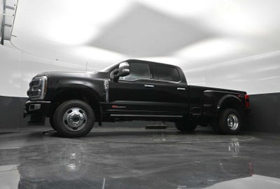 2026 Ford Super Duty F-350 DRW Platinum
