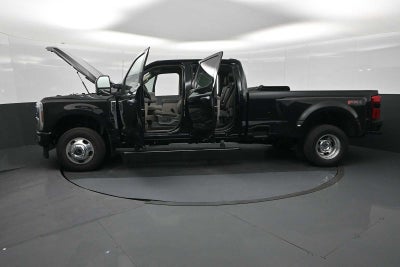 2026 Ford Super Duty F-350 DRW Platinum
