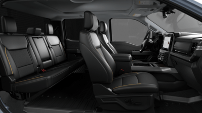 2027 Ford Super Duty F-350 DRW F-350® Lariat®