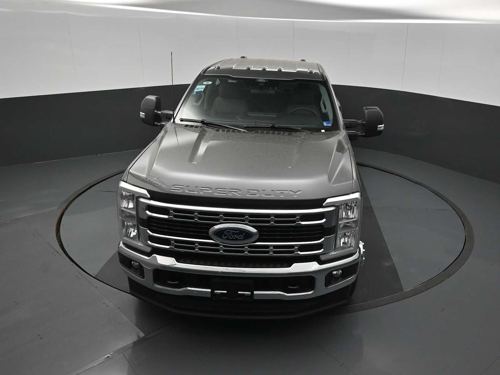 2026 Ford Super Duty F-350 DRW XLT